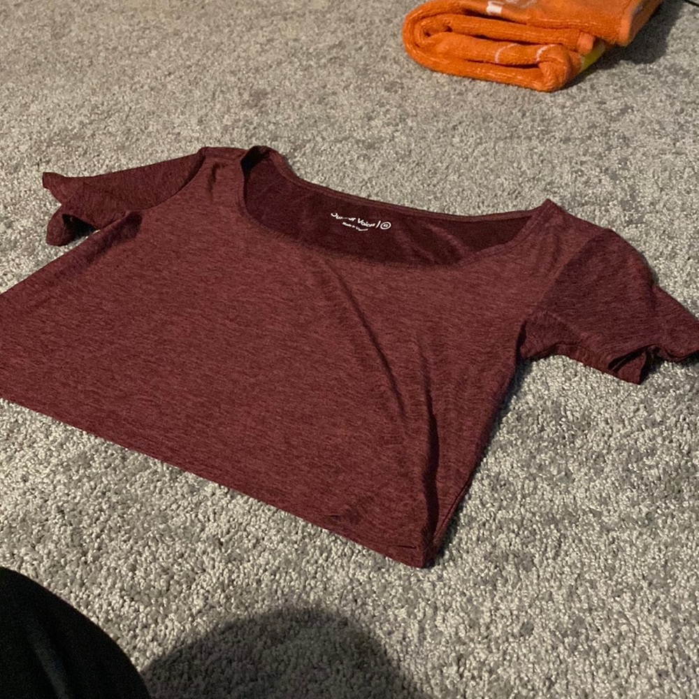 Outdoor voices maroon crop top